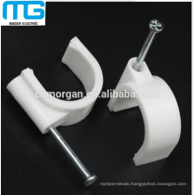 4mm -40mm Round white plastic wall cable wire clips with high -carbon steel nail